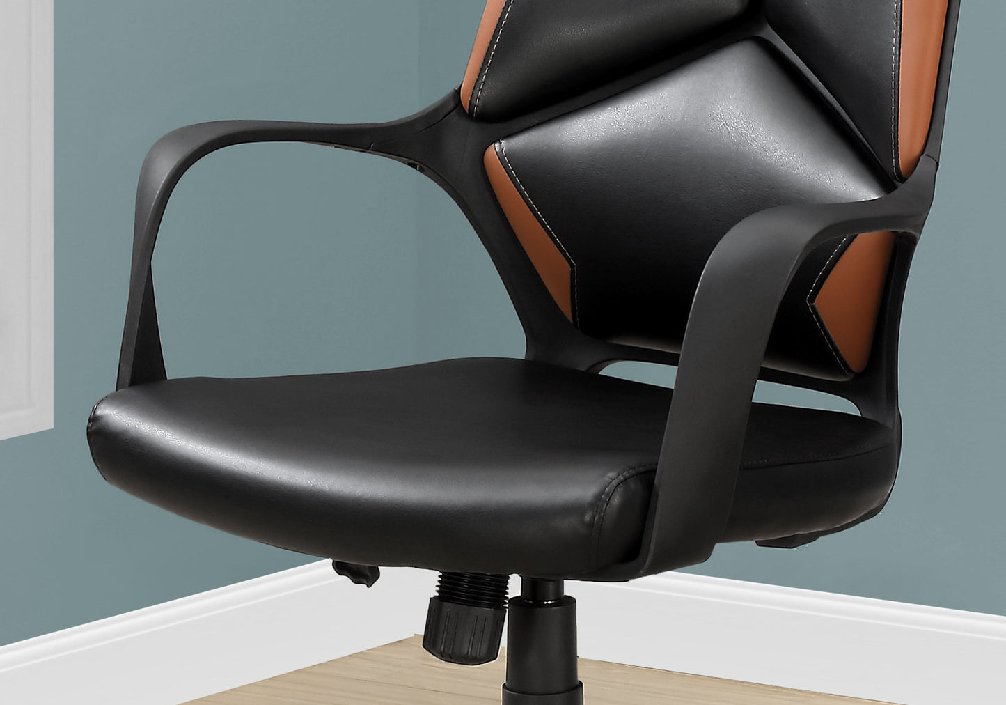 Fianga Chair Hustle Nest