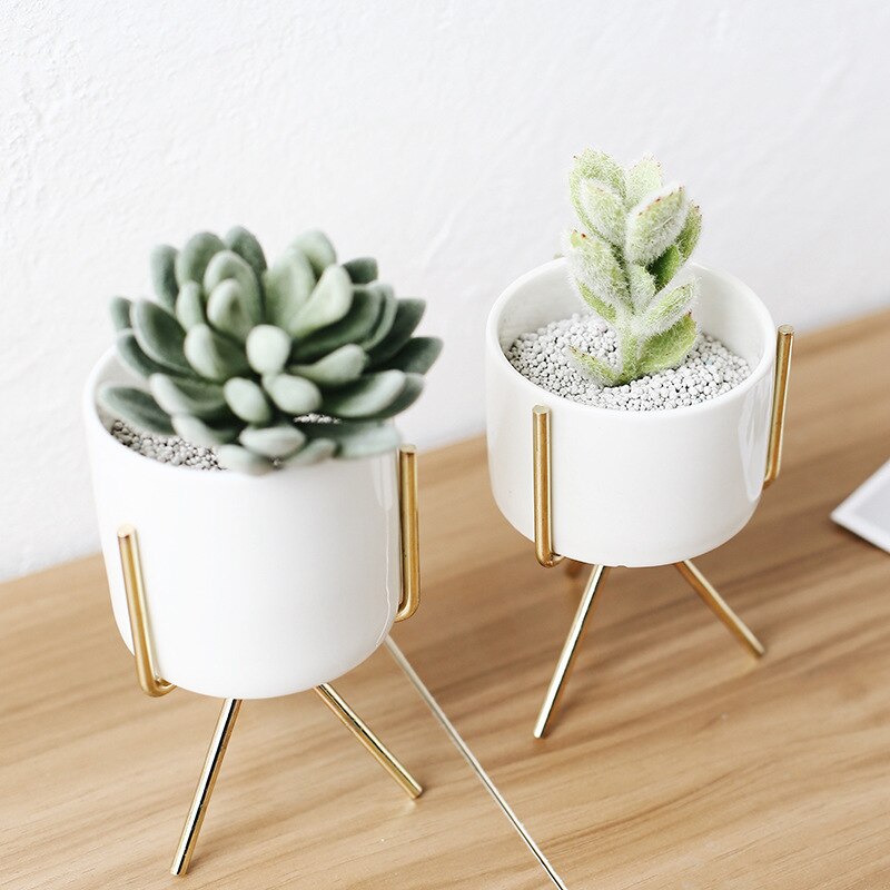 Nordic Style Ceramic Potter With Stand Hustle Nest